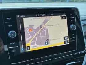 Volkswagen T-Roc (2023) thumbnail 13