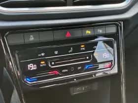 Volkswagen T-Roc (2023) thumbnail 22