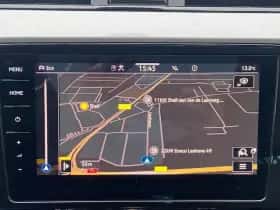 Volkswagen Passat (2022) thumbnail 13