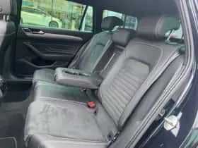 Volkswagen Passat (2022) thumbnail 16