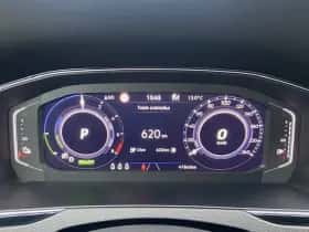 Volkswagen Passat (2022) thumbnail 7