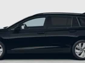 Volkswagen Golf (2025) thumbnail 2