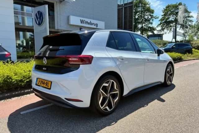 Volkswagen ID.3 (2020) thumbnail 4