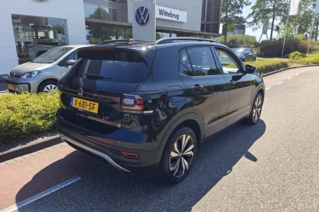 Volkswagen T-Cross (2024) thumbnail 4