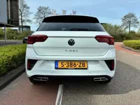 Volkswagen T-Roc (2023) thumbnail 13