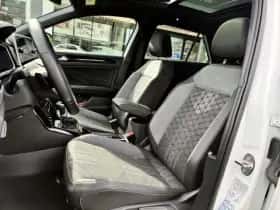 Volkswagen T-Roc (2023) thumbnail 10