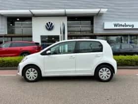 Volkswagen Up! (2019) thumbnail 15