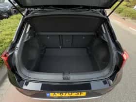 Volkswagen T-Roc (2024) thumbnail 6