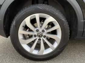 Volkswagen T-Roc (2024) thumbnail 7