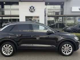 Volkswagen T-Roc (2024) thumbnail 9