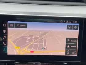 Audi e-tron (2019) thumbnail 15