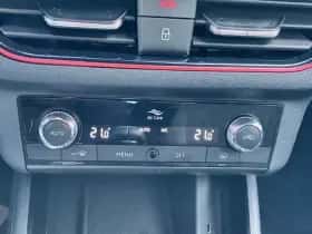 Škoda Kamiq (2023) thumbnail 18
