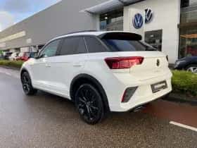 Volkswagen T-Roc (2022) thumbnail 3