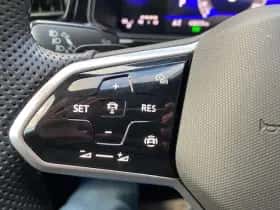 Volkswagen T-Roc (2022) thumbnail 21