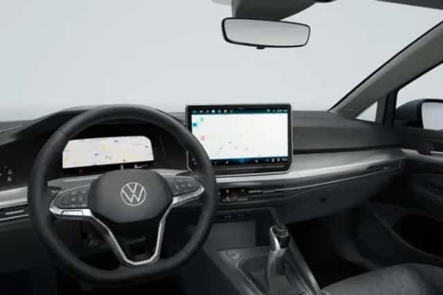 Volkswagen Golf (2025) thumbnail 6