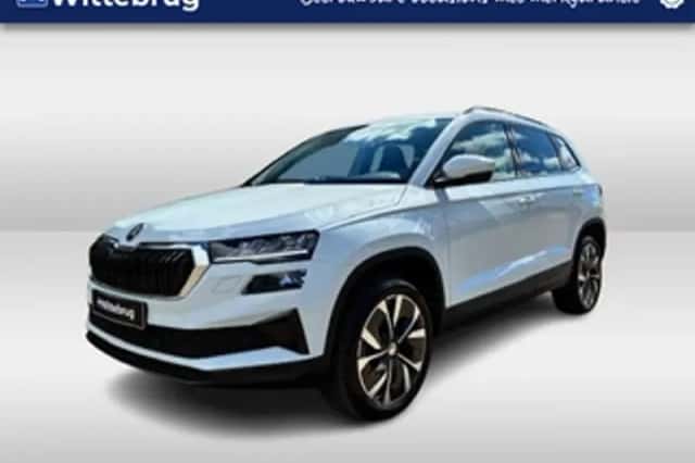 Škoda Karoq (2023) thumbnail 1