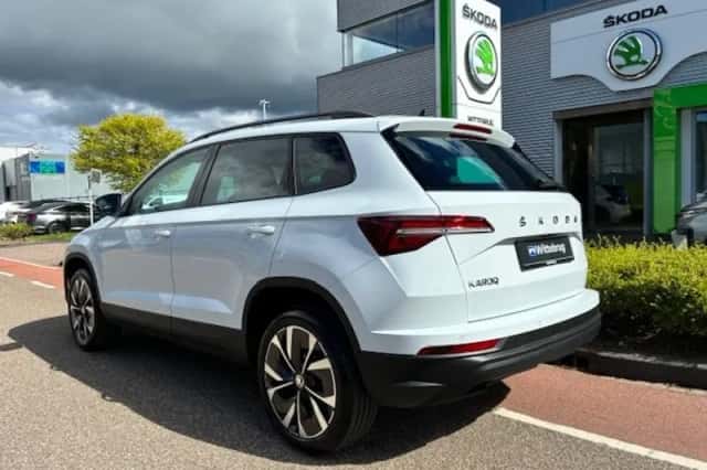 Škoda Karoq (2023) thumbnail 3