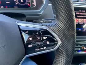 Volkswagen Tiguan (2022) thumbnail 21