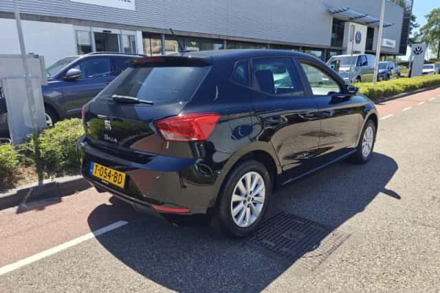 SEAT Ibiza (2023) thumbnail 4