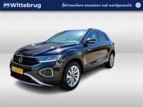 Volkswagen T-Roc (2024)