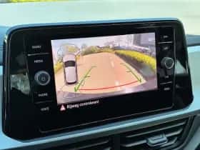 Volkswagen T-Roc (2024) thumbnail 16