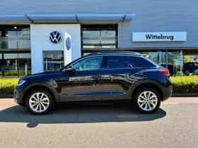 Volkswagen T-Roc (2024) thumbnail 17
