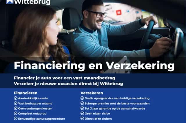 Volkswagen T-Roc (2024) thumbnail 2