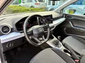 SEAT Arona (2023) thumbnail 6