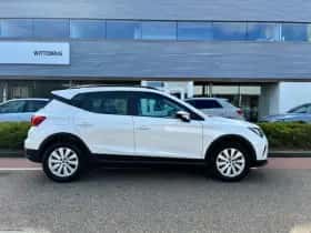 SEAT Arona (2023) thumbnail 8