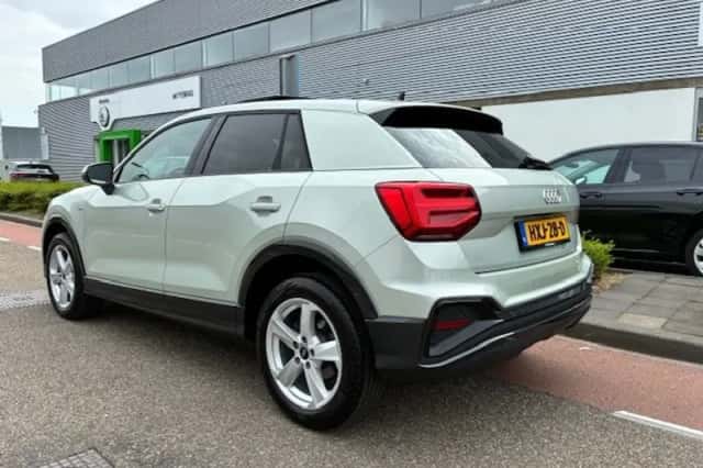 Audi Q2 (2025) thumbnail 3
