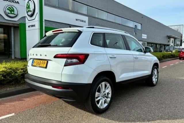 Škoda Karoq (2021) thumbnail 4