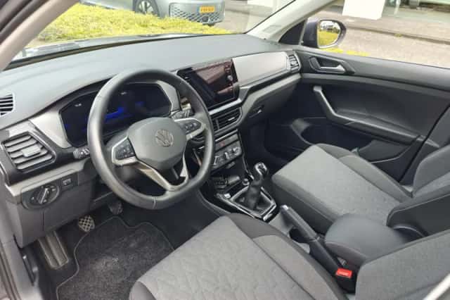 Volkswagen T-Cross (2024) thumbnail 6