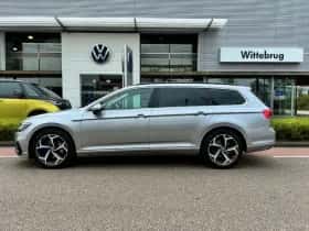 Volkswagen Passat (2021) thumbnail 19