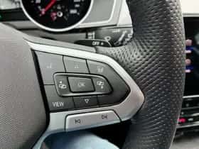 Volkswagen Passat (2021) thumbnail 21