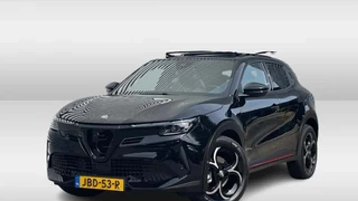 Alfa Romeo Junior (2025) — foto 1