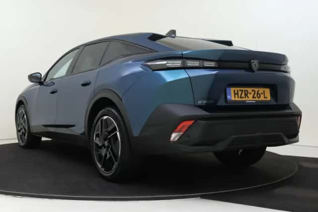 Peugeot 408 (2025) thumbnail 4