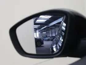 Peugeot 208 (2024) thumbnail 23