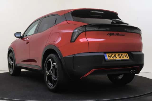 Alfa Romeo Junior (2025) thumbnail 4