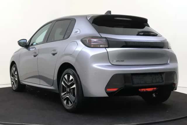 Peugeot e-208 (2025) thumbnail 4