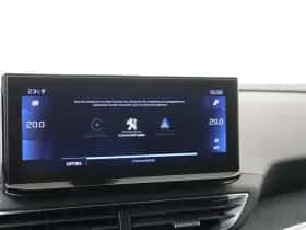 Peugeot 3008 (2021) thumbnail 18