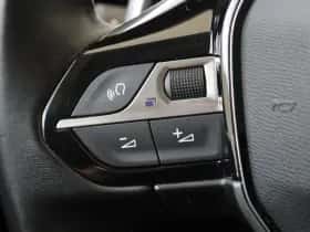 Peugeot 3008 (2021) thumbnail 21