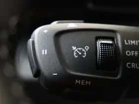 Peugeot 3008 (2021) thumbnail 24