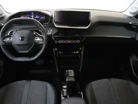Peugeot 208 (2024) thumbnail 5