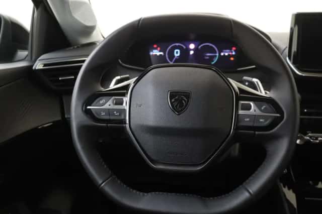 Peugeot 208 (2024) thumbnail 6