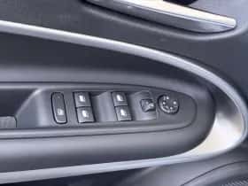 Jeep Avenger (2025) thumbnail 31