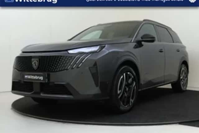 Peugeot 5008 (2025) thumbnail 1