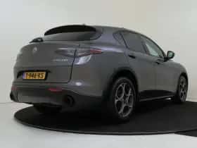 Alfa Romeo Stelvio (2023) thumbnail 11