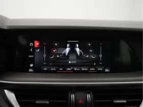 Alfa Romeo Stelvio (2023) thumbnail 22