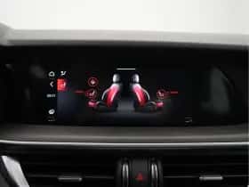 Alfa Romeo Stelvio (2023) thumbnail 23