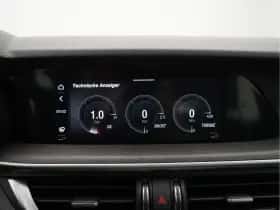 Alfa Romeo Stelvio (2023) thumbnail 24